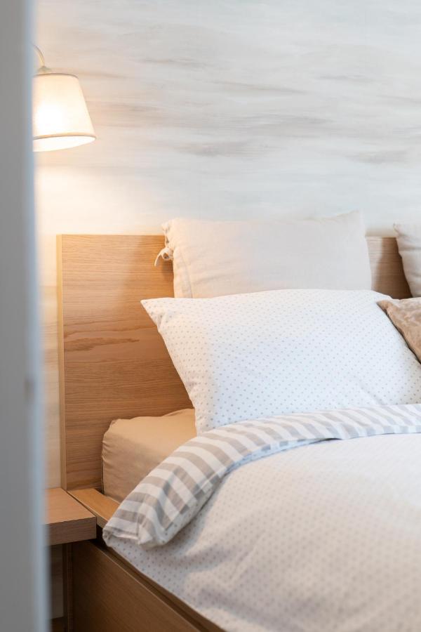 Old Town Bridge Apartment Free Parking Klaipeda Ngoại thất bức ảnh